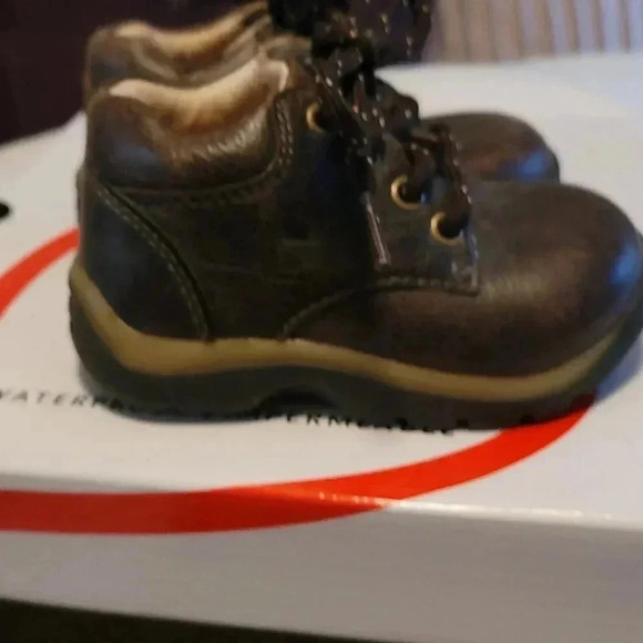 STRIDE RITE SHOES - Picture 2 of 6